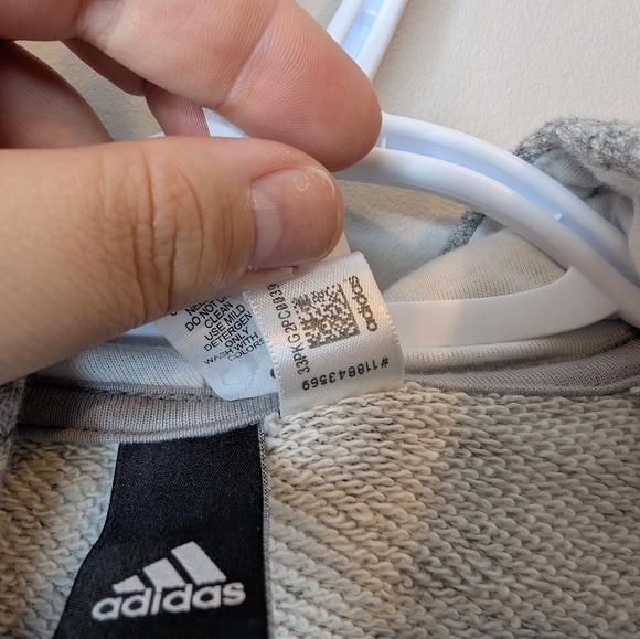 ADIDAS Detroit Red Wings Hockey Logo Cozy Grey Hoodie Womens Small 8-10 - Picture 4 of 10